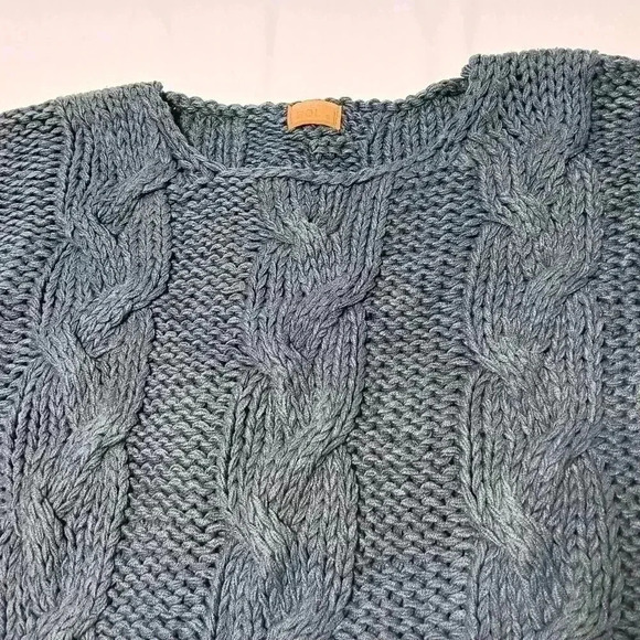 POL Chunky Cable Knit Relaxed Fit Crew neck Sweater. Ladies size S - Picture 9 of 9